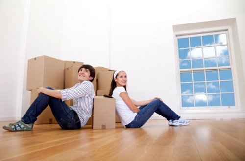Small moving van suited to Brockley streets and residential moves