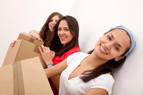 Packing and protecting household items for a Brockley move