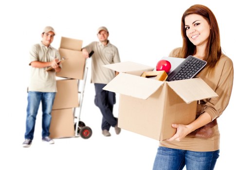 Man and van team preparing safely for a move